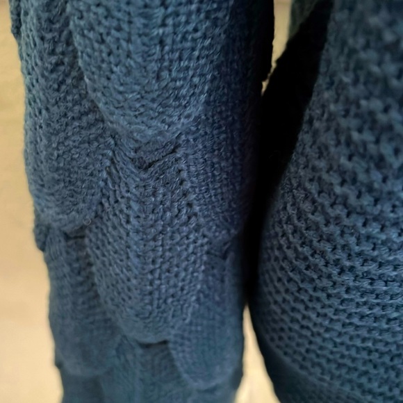 Simplee - pretty blue acrylic sweater NWT sz L - Picture 7 of 8